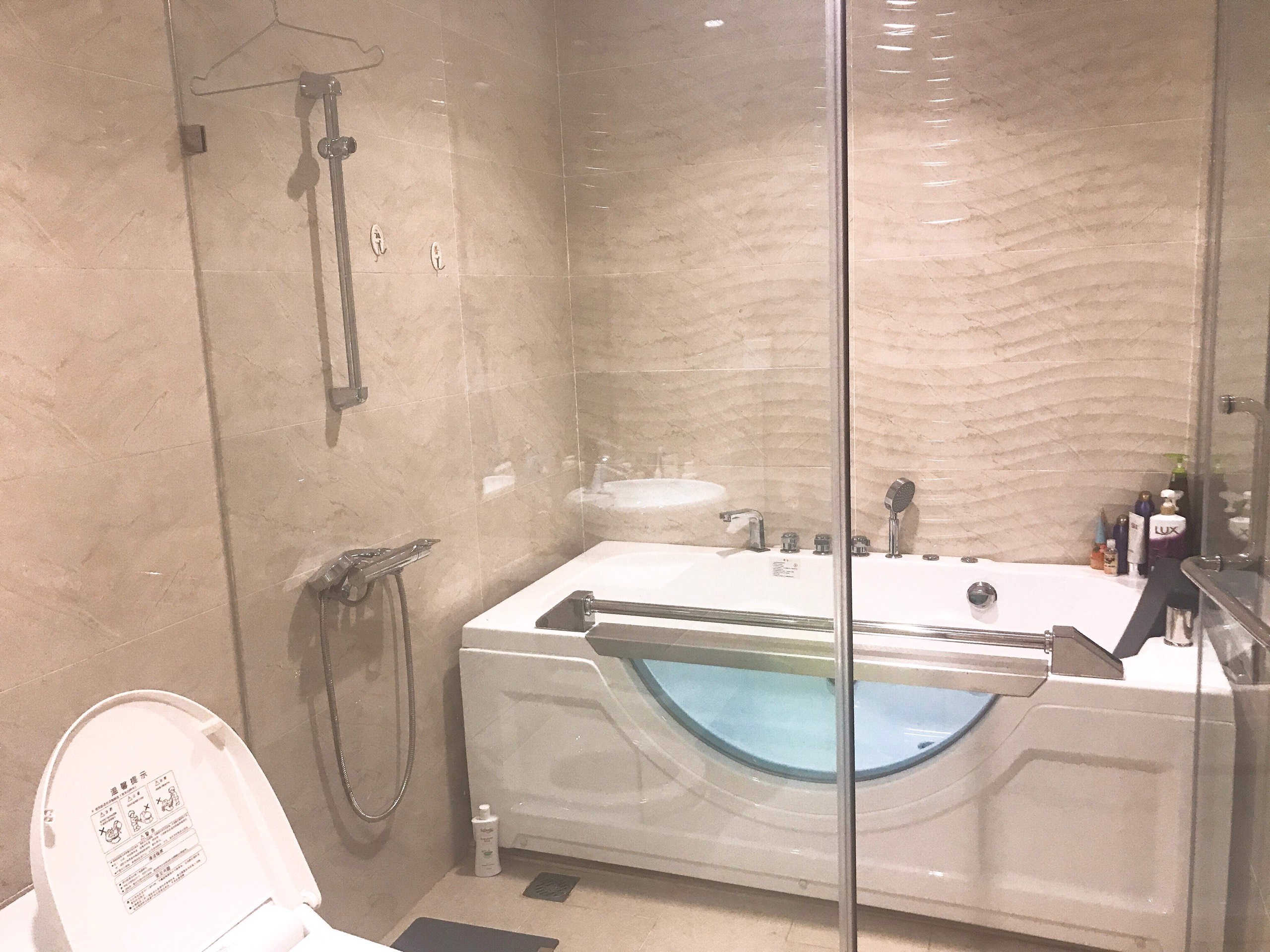 Cần cho thuê căn 3pn tòa Central 1 giá 1600$ dự án vinhomes central park